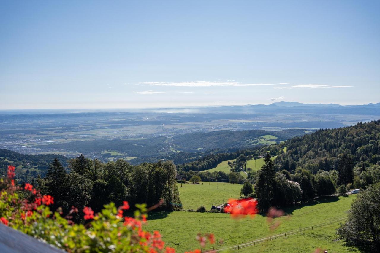 Hotel Tisa Pohorje Hocko Pohorje Bagian luar foto